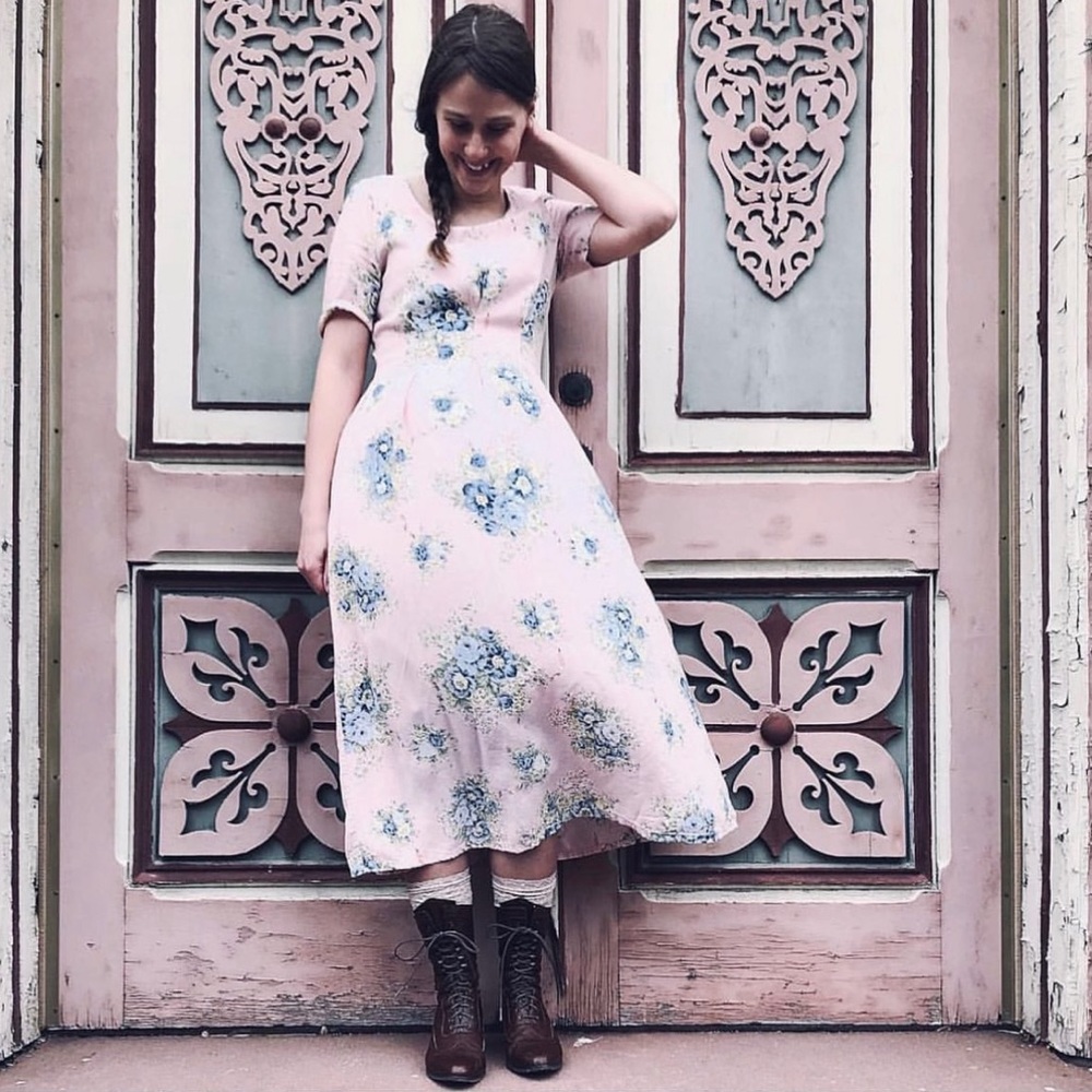 Vintage pink floral 90’s dress